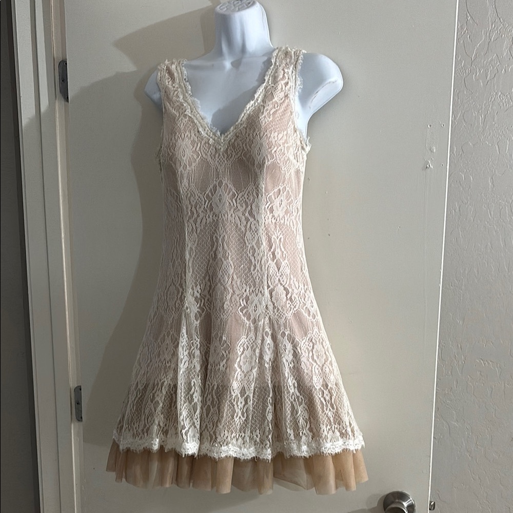 Betsy & Adam Cream Lace Mini Dress